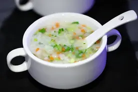 “秋喝粥，冬不愁”，粥铺老板分享3道早餐粥做法，简单又营养图片