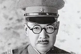 47年，南京大屠杀主犯谷寿夫临刑前：浑身冒汗双脚颤抖，跪在地上图片