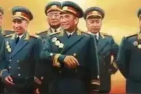 详述1955年9月南京军区所辖7个军54位师长与政委的授衔图片