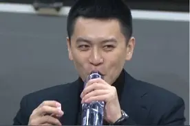 惨败20分！杜锋一战被打醒，阿联遭围攻0命中，杨鸣奇招降服广东图片