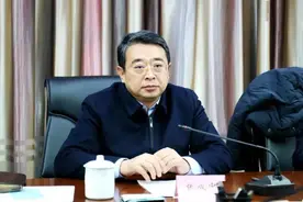 两省新添两位“70后”副省长｜他任广东省公安厅厅长图片
