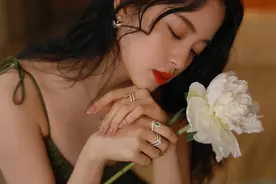 美女壁纸-第1208期-欧阳娜娜图片