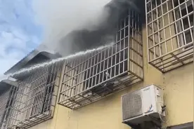 用“小太阳”烘衣服，安徽一住户差点把家烧没了图片