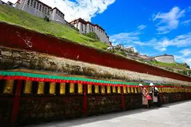 六月走近西藏的朝圣之旅，开启一场说走就走的旅行图片