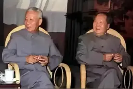 毛说三天不学习，赶不上刘少奇。刘说：一天不用功，跟不上毛泽东图片