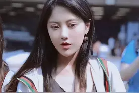 双眼皮别乱割，从戚薇到李小璐，这几位明星的“后遗症”都出来了图片