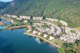 金湖花园，藏在山湖大自然里的低密度宜居墅区生活图片