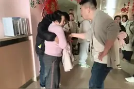 宝马哥跳桥后续：满脸血送医院抢救，家属泣不成声，轻生原因曝光图片