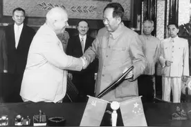 中俄为何只结伴不结盟？历史上三次惨痛教训，都让我国吃了大亏图片