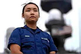 19年，华人女兵在美舰上，用中文警告我国海军，事后还称：很自豪图片