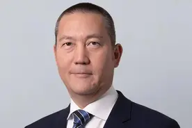 蒋经国长孙蒋友松当董事，80%赚钱在大陆，荣成纸业找来蒋家后代图片