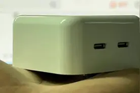 苹果35W双口USB-C充电器实物图曝光 或适配各种苹果设备图片