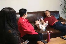 34岁女博士坚持丁克，年近6旬母亲怒生二胎：抱不成外孙，抱儿子图片