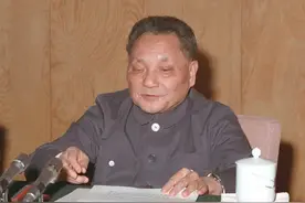 力挺中国进五常后，阿尔巴尼亚成跳梁小丑？邓公：停止一切援助图片