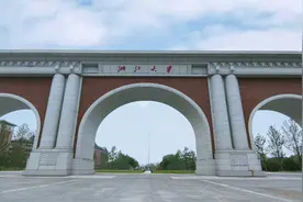 浙大之殇!31岁孟伟无法博士毕业说后悔考浙大本科,和母校势同水火图片