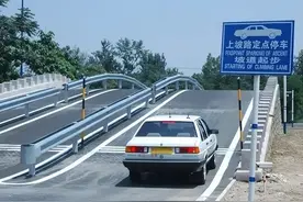 为啥越来越多人放弃C1考C2？交警：这才是真聪明人图片