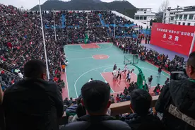 座无虚席！火遍全网的“村BA”总决赛来了图片