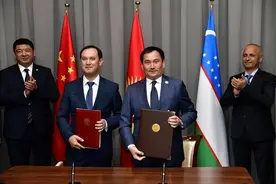 中国修的铁路，刻意绕过俄罗斯？战略目标不同，俄方不要想太多图片