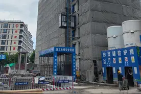 智能施工升降机 风口来了吗？图片