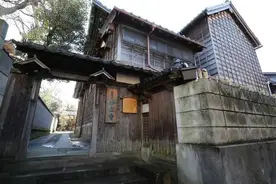 “台阶不踩双，娶妻不逢半”，双和半什么意思？为何这么说？图片