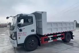 程力东风福瑞卡自卸车，绣口一吐，就是半个工程的辉煌图片