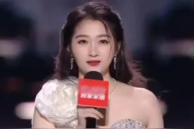 巨星翻车、流量假唱、生图奇怪，5台跨年晚会各有各的“精彩”图片
