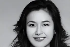 王澜：从名导垂爱的梨涡美人，到发福大妈，她的励志人生图片