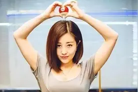 中国最美台球裁判，因穿着暴露惹争议，辞呈:我胸太大，这装不下图片