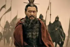 曹操有3个貌美女儿，却甘愿嫁给同一个男人，此人究竟有何本事？图片