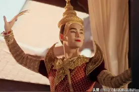 泰国电影《浮生戏》预告：泰剧演员张泽毅Mile和陈立波Apo歌舞戏图片