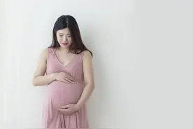 怀胎五月，婆婆热心陪我去产检，我大发雷霆图片
