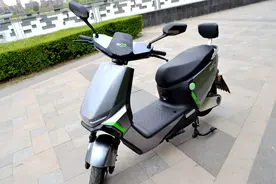 三千挡位无对手！性能媲美万元电动车，速度50迈，最多能跑100KM图片