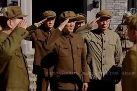 《跨过鸭绿江》中志愿军司令部将领的扮演者，与原型相似度比较图片