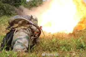 最火热考验！喷火兵是这样炼成的图片
