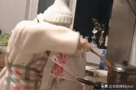“娘求求你别做饭了！”90后妈妈的节日大餐，孩子直呼崩溃图片