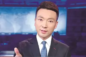 央视名嘴康辉：高考成绩被顶替，父亲坚决抵抗才夺回名额图片