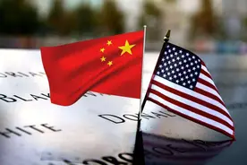 英伟达创始人黄仁勋：绕开美方监管供应中国芯片，“曲线救国”？图片