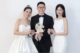 沈梦辰为父母拍婚纱照庆祝珊瑚婚，60岁寿星妈妈保养有方好年轻图片