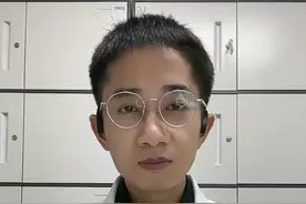 咽干、咽痒、咽部异物感等咽部不适是怎么了？慢性咽喉炎怎么办？#咽炎 #慢性咽喉炎 #医学科普视频封面