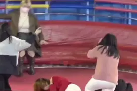 疯狂大转盘开心每一天😂😂😂视频封面