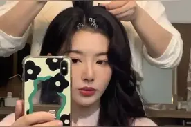 孔雪儿分享高颅顶发型教程，真实分享的雪鹅好可爱！
#孔雪儿高颅顶发型教程#视频封面