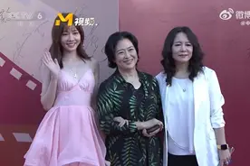 #大学生电影节红毯#直播入口：https://m.1905视频封面