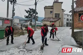 平江县南江镇：以“暖流”御“寒流” 全力应对低温雨雪冰冻天气图片