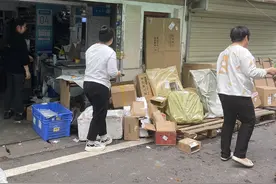 市民吐槽快递被擅放驿站，“快递新规”施行近两月，你的包裹咋送的？图片