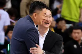 “病虎”也难欺！青岛男篮下半场崩盘客场负广东，对方替补中锋徐昕扮演“奇兵”图片
