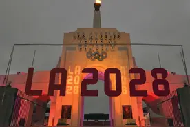 洛杉矶“全公交奥运”计划被美国人吐槽：“2028年前根本不可能完工”图片