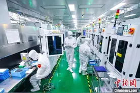 对标粤港澳大湾区 江西龙南打造营商环境新高地图片