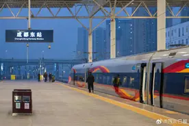2月5日至9日，巴中至成都间将加开列车图片