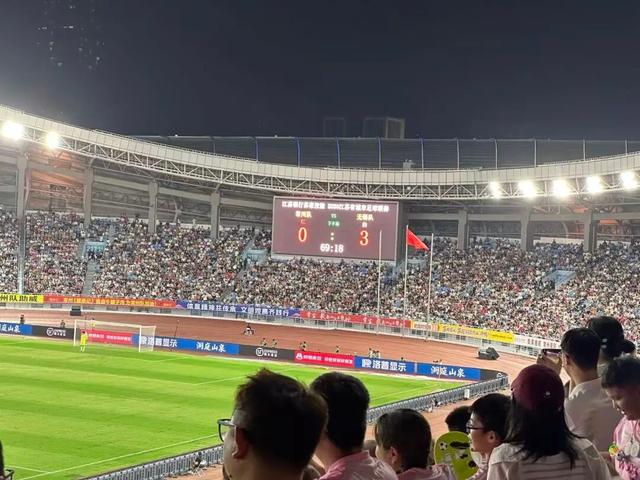 一眨眼，无锡4个球了 - 今日头条