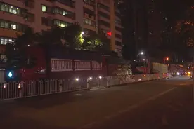 问政海南丨海口秀英港过海货车排长龙，附近居民不堪其扰图片
